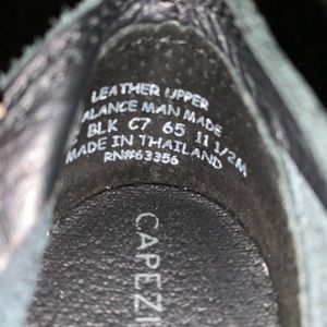Used girls size 11.5 jazz dance shoes